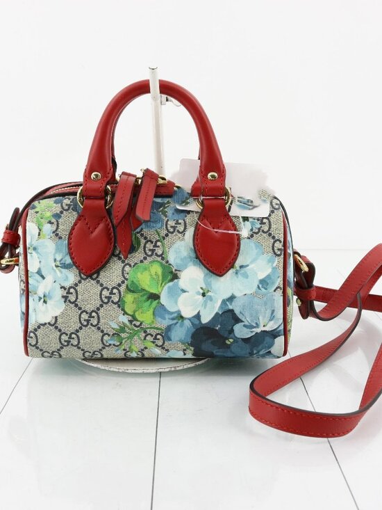 Gucci Handbags - Gucci Bag
